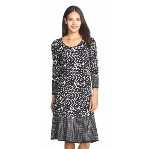 Taylor Dresses & Skirts - Just Taylor Anthro Black Cream 3/4 Sleeve Fit Flare Knee Length Sweater Dress L